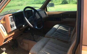 Chevrolet-silverado-2500-1989-brown
