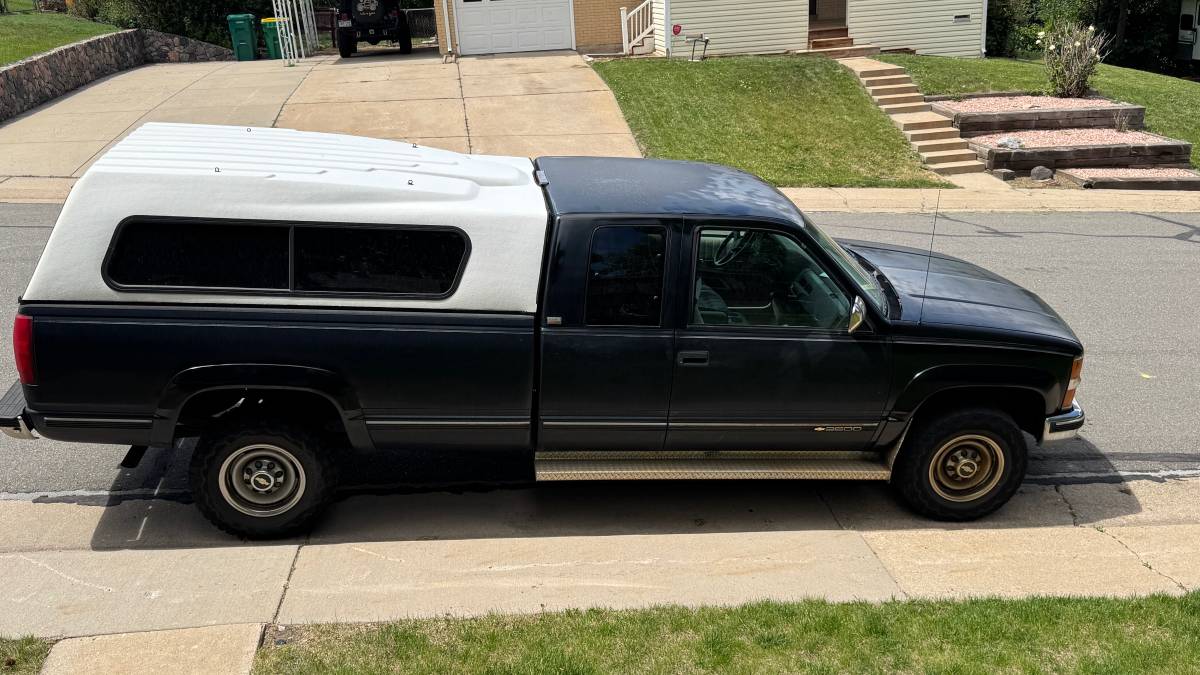 Chevrolet-silverado-2500-1994-black