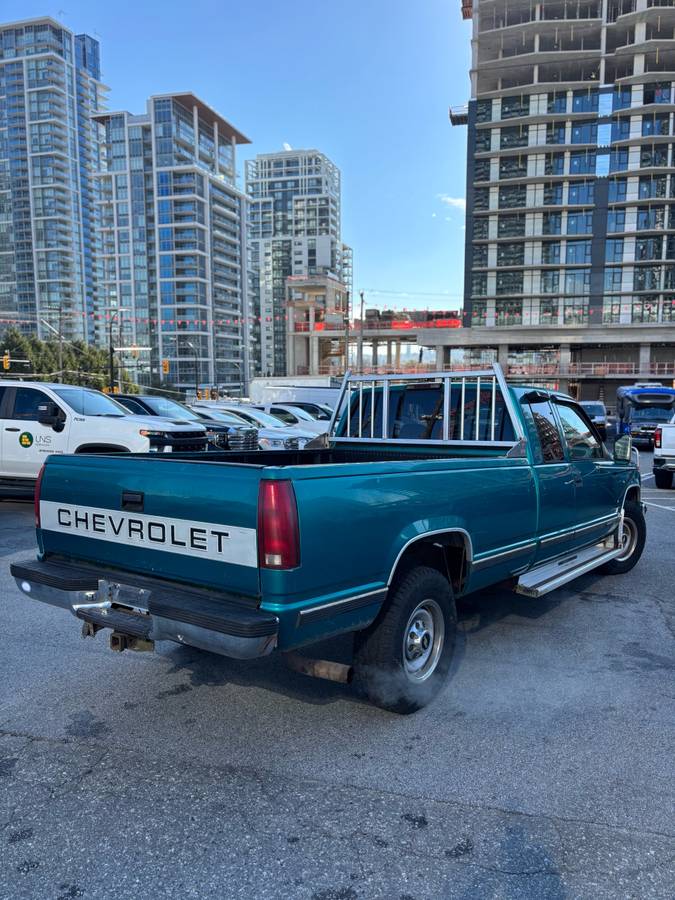 Chevrolet-silverado-2500-1995-green-5