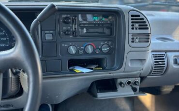 Chevrolet-silverado-2500-1995-green-8