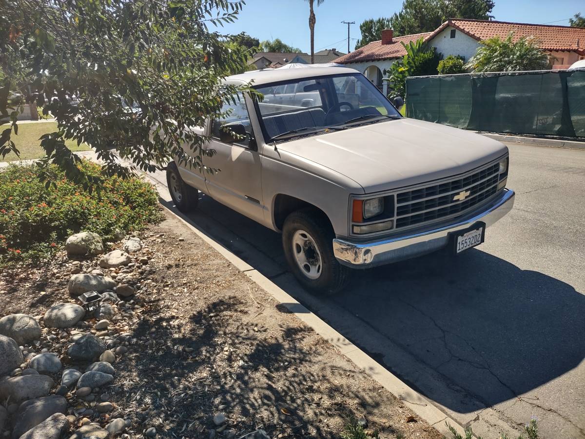 Chevrolet-silverado-2500hd-1989-brown-3