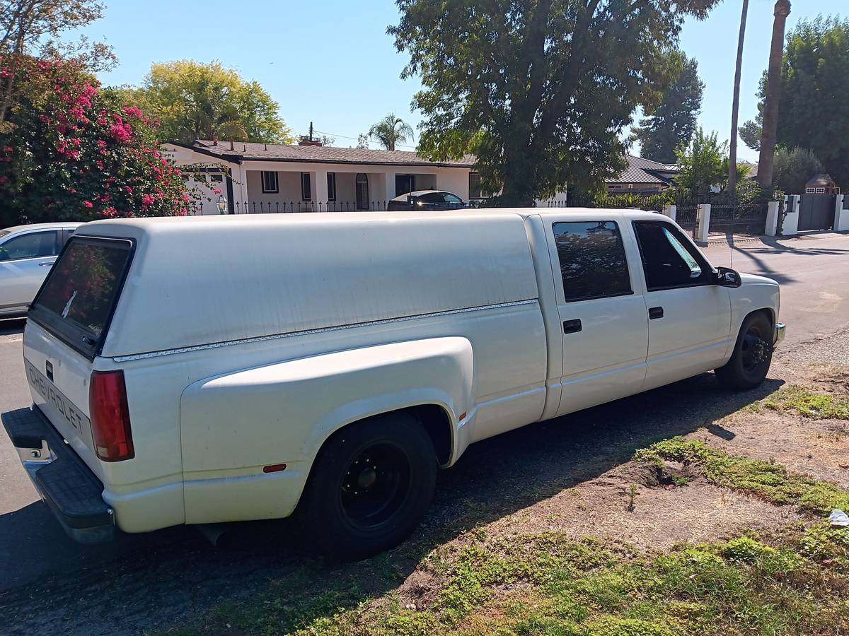 Chevrolet-silverado-3500-1994-white