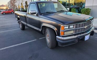 Chevrolet-silverado-c2500-1988-black-2