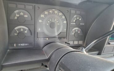 Chevrolet-silverado-c2500-1988-black