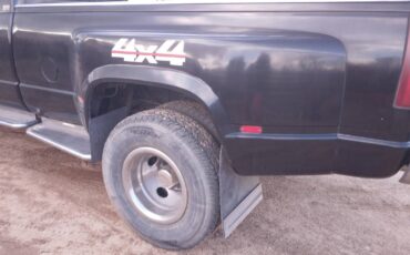 Chevrolet-silverado-k3500-4x4-1991-black-15