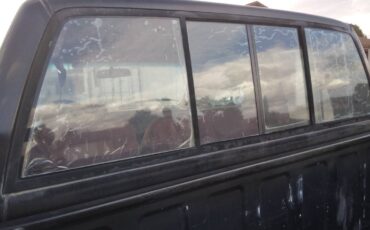 Chevrolet-silverado-k3500-4x4-1991-black-3