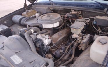 Chevrolet-silverado-k3500-4x4-1991-black-5