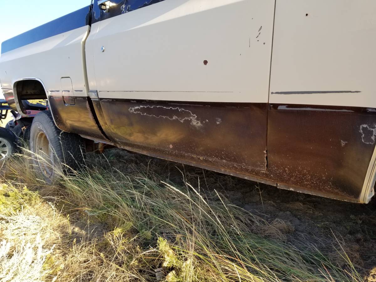 Chevrolet-silverado-short-bed-k10-1984-17