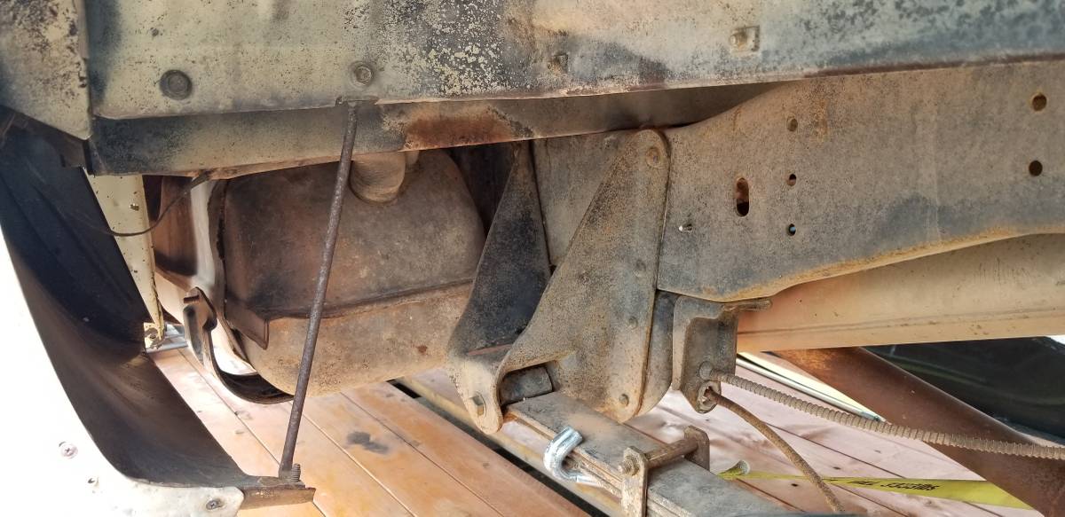 Chevrolet-silverado-short-bed-k10-1984-22