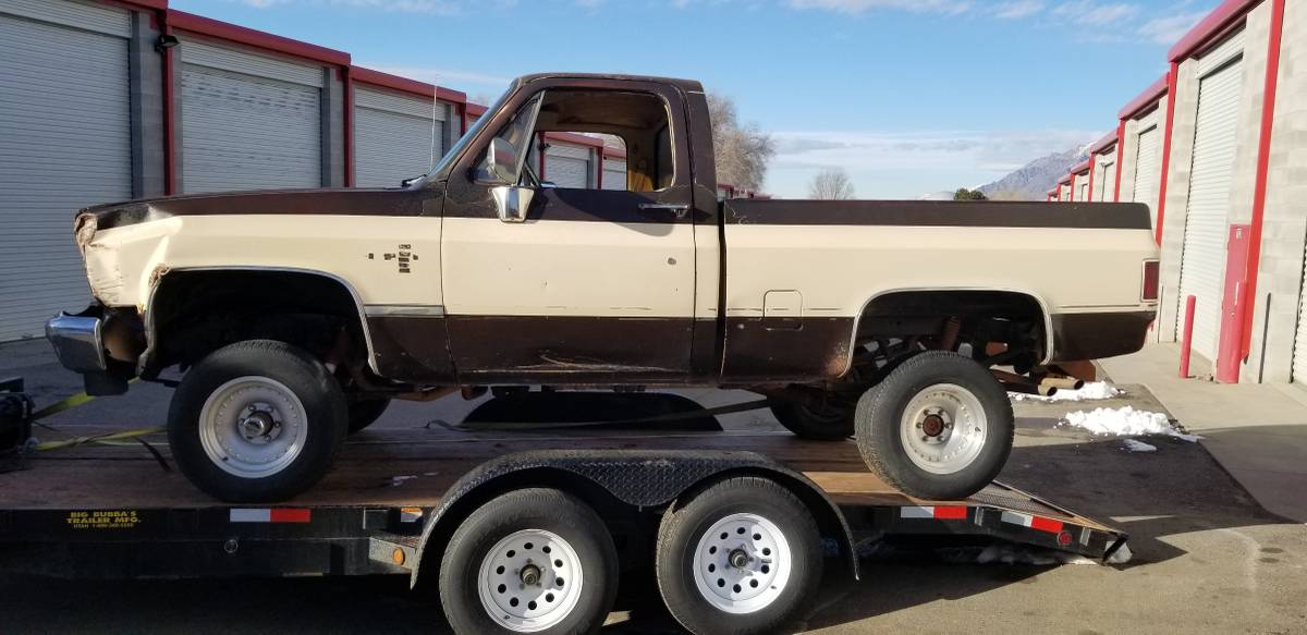 Chevrolet-silverado-short-bed-k10-1984-4