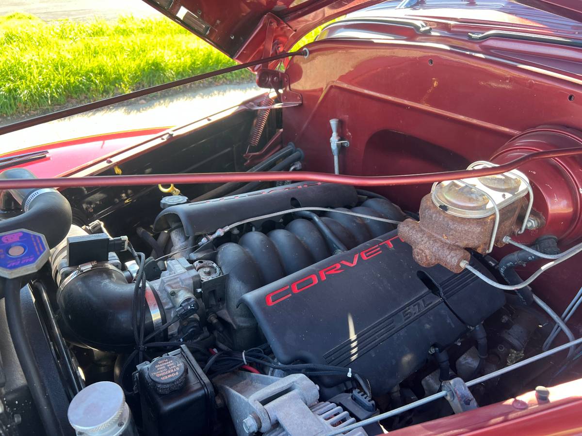 Chevrolet-special-deluxe-1941-18