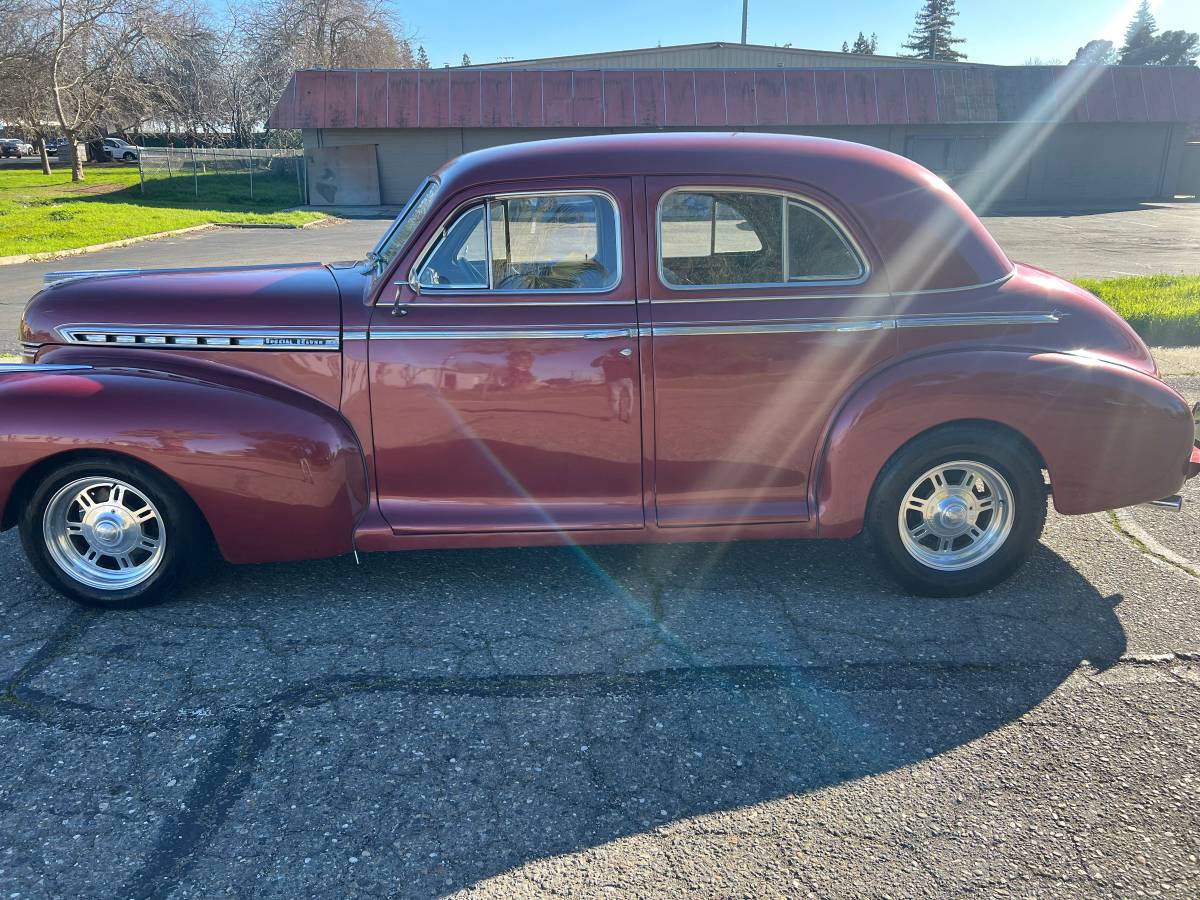 Chevrolet-special-deluxe-1941-22