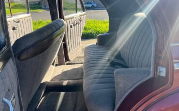 Chevrolet-special-deluxe-1941-42