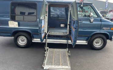 Chevrolet-sport-van-1992-blue-23