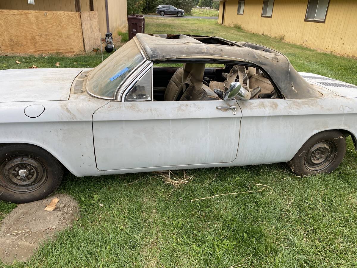 Chevrolet-spyder-1963-grey-1
