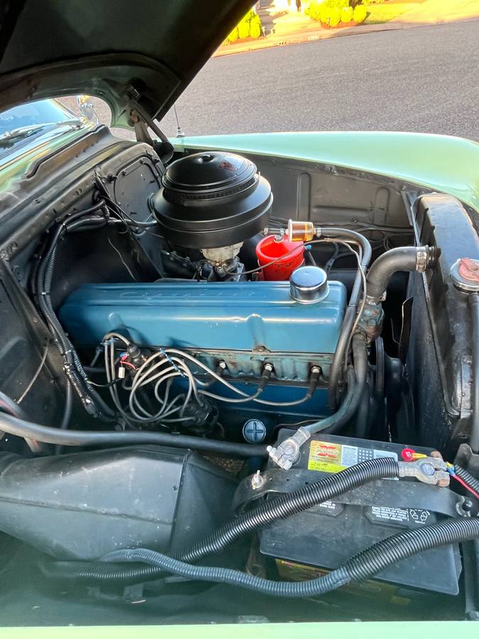 Chevrolet-styleline-deluxe-1951-green-12
