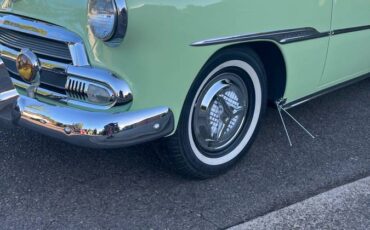 Chevrolet-styleline-deluxe-1951-green-27
