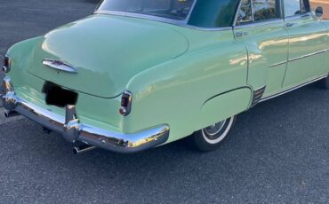 Chevrolet-styleline-deluxe-1951-green-3