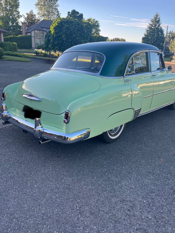 Chevrolet-styleline-deluxe-1951-green-3