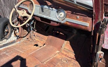 Chevrolet-stylemaster-woody-wagon-1948-red-16
