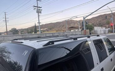Chevrolet-suburban-12-ton-nominal-1995-white-27