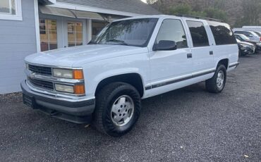 Chevrolet-suburban-12-ton-nominal-1995-white