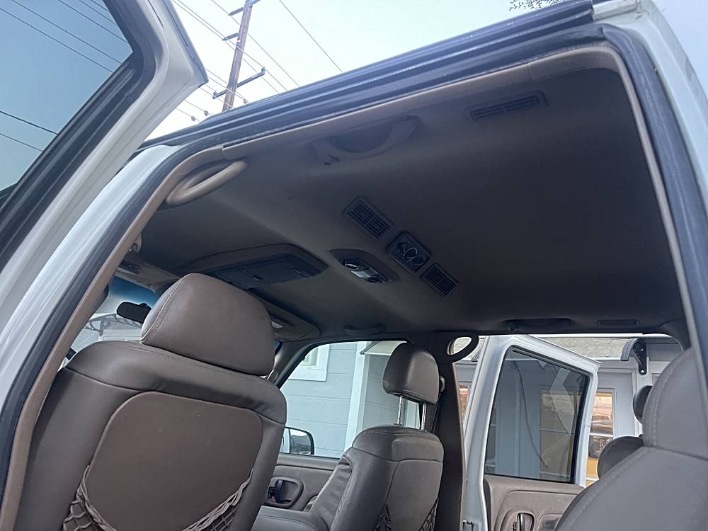 Chevrolet-suburban-12-ton-nominal-1995-white-60