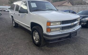 Chevrolet-suburban-12-ton-nominal-1995-white-67