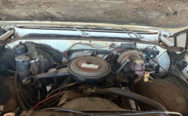 Chevrolet-suburban-1500-1977-white-17