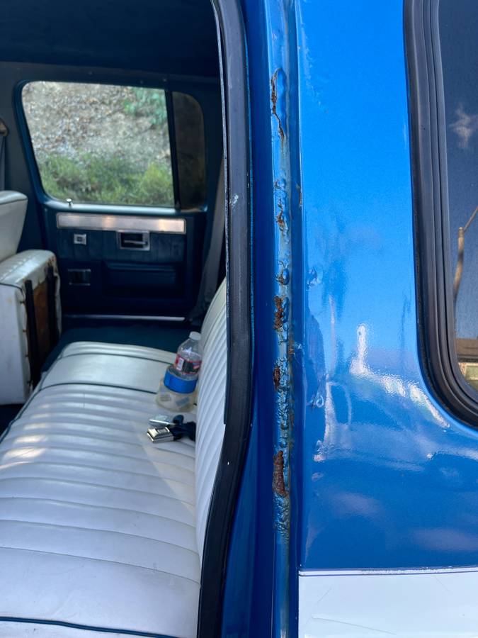 Chevrolet-suburban-1500-1988-blue-12
