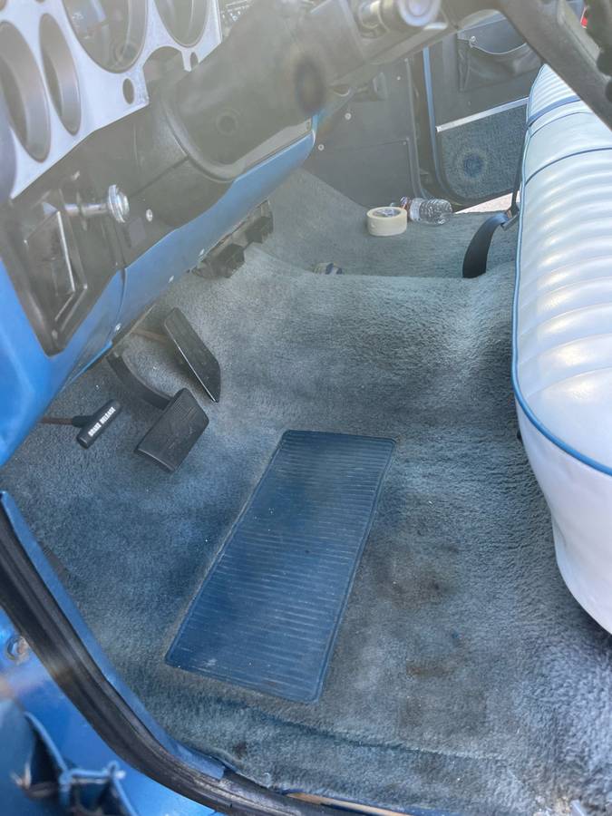 Chevrolet-suburban-1500-1988-blue-20