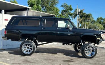 Chevrolet-suburban-1989-black-13