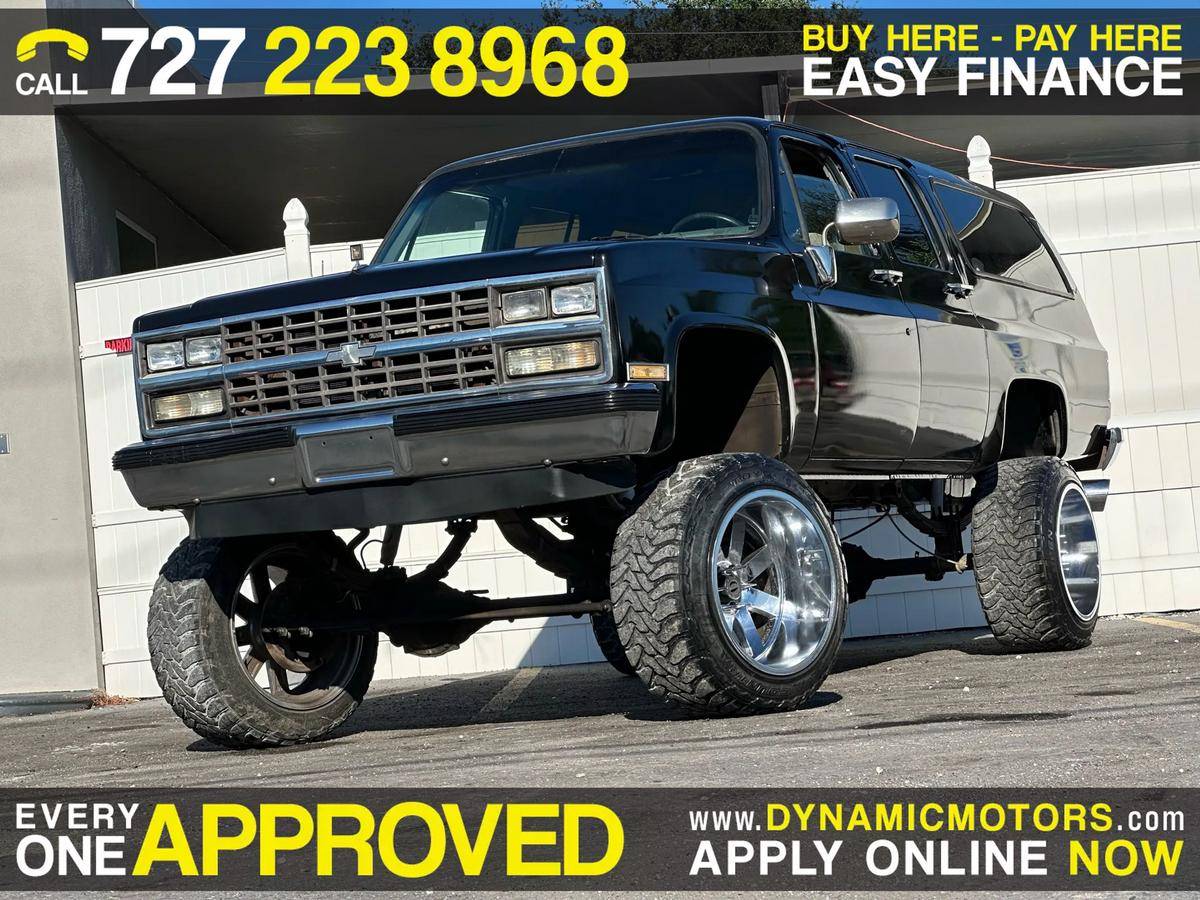 Chevrolet-suburban-1989-black-24