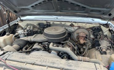 Chevrolet-suburban-1989-silver-12