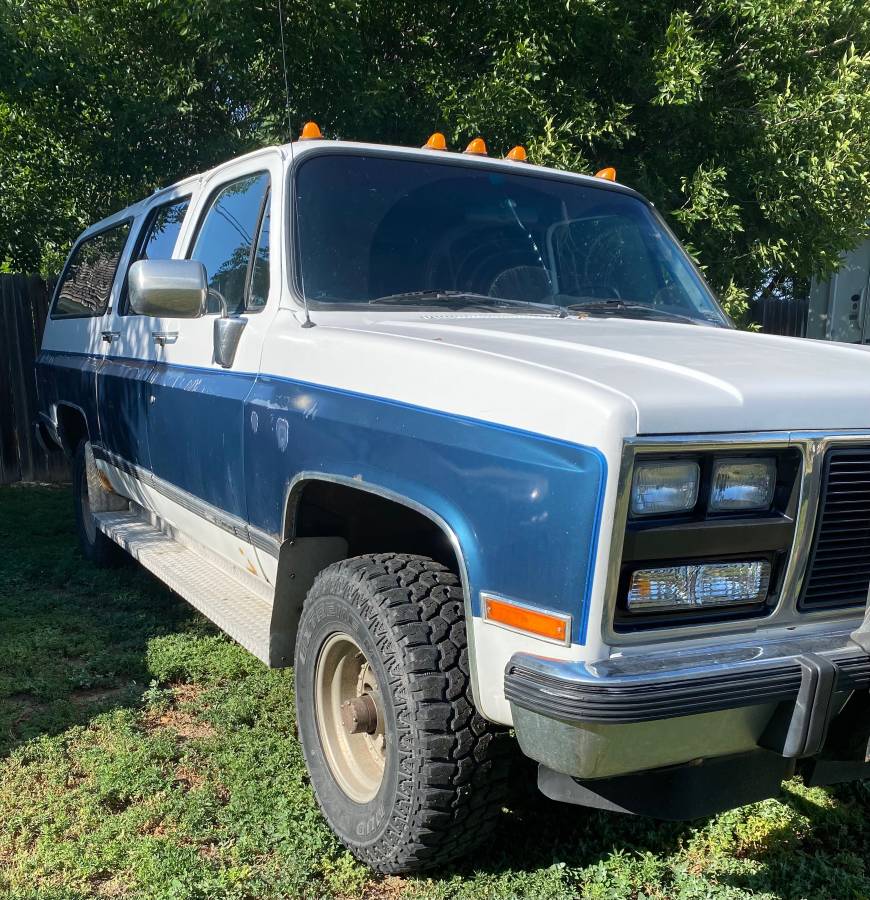 Chevrolet-suburban-1991-white-1