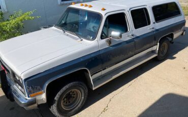 Chevrolet-suburban-1991-white-2