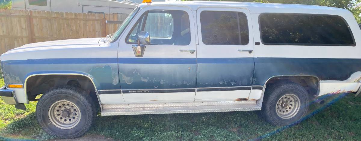 Chevrolet-suburban-1991-white-6