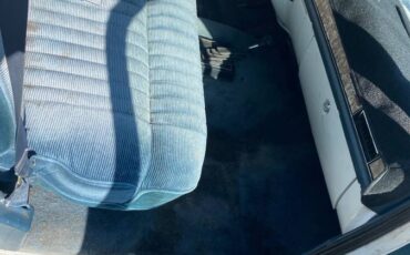 Chevrolet-suburban-1991-white-9