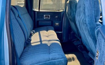 Chevrolet-suburban-2500-1990-17