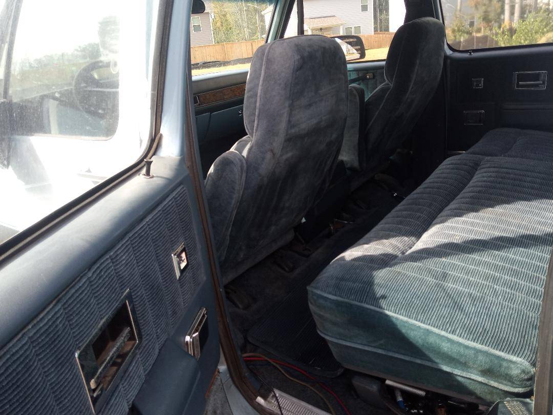 Chevrolet-suburban-2500-1991-blue