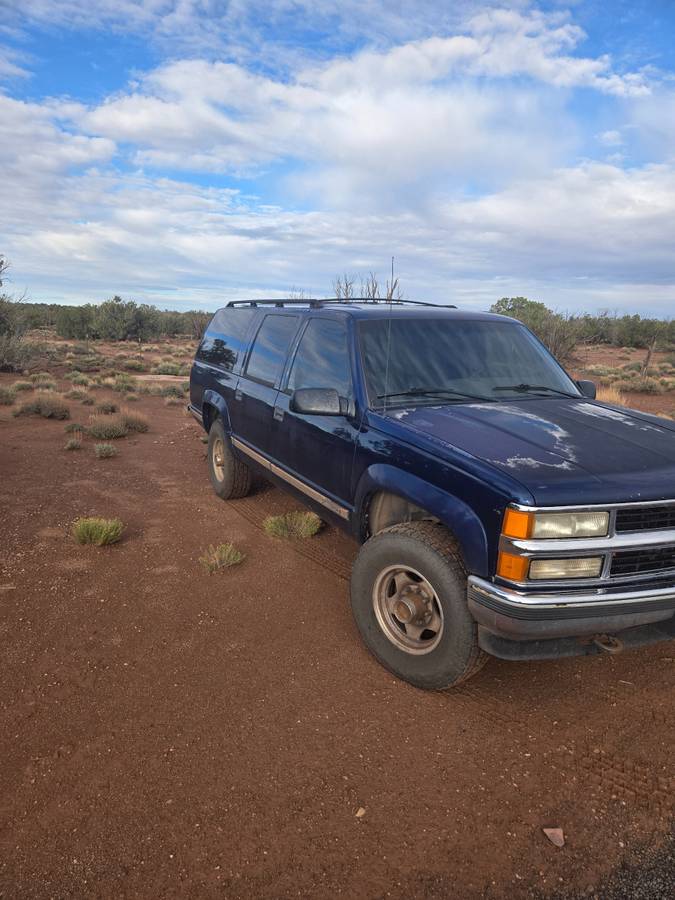 Chevrolet-suburban-2500-1996-blue-1