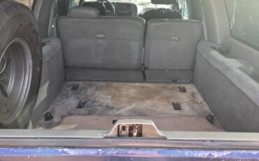 Chevrolet-suburban-2500-1996-blue-4