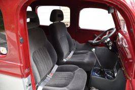 Chevrolet-suburban-wagon-1946-red-16