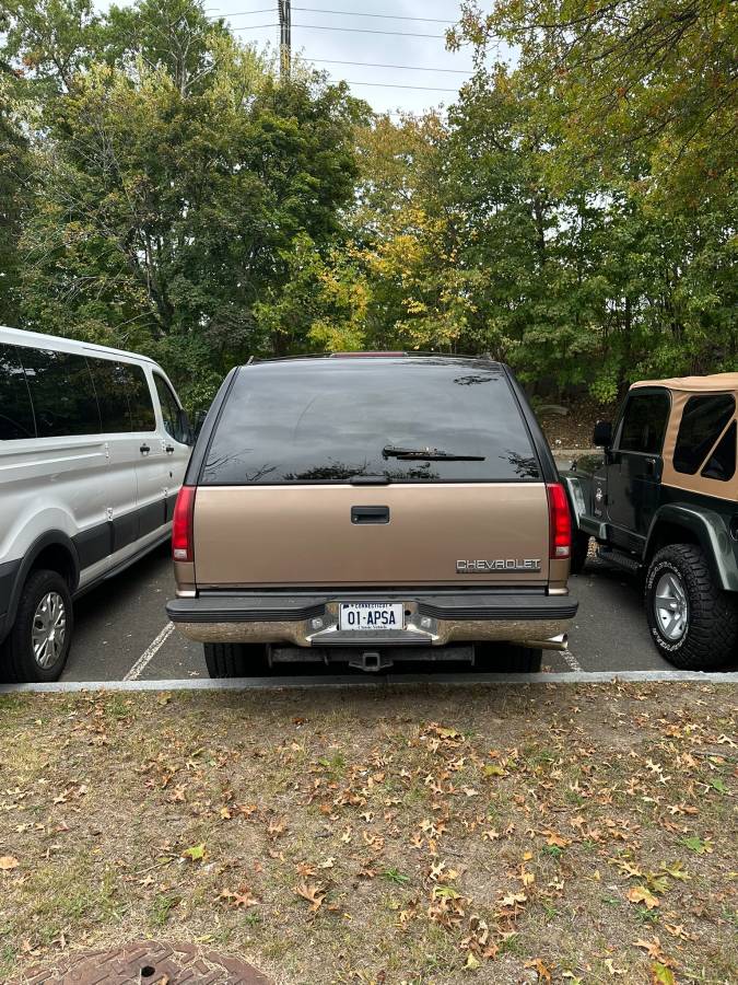 Chevrolet-tahoe-12-ton-nominal-1995-10