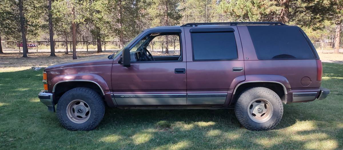 Chevrolet-tahoe-1996-5