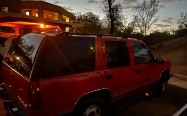 Chevrolet-tahoe-1996-red-1