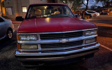 Chevrolet-tahoe-1996-red-6