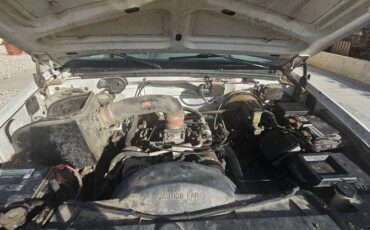 Chevrolet-tahoe-1996-white-6