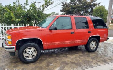 Chevrolet-tahoe-ls-4wd-1995-red