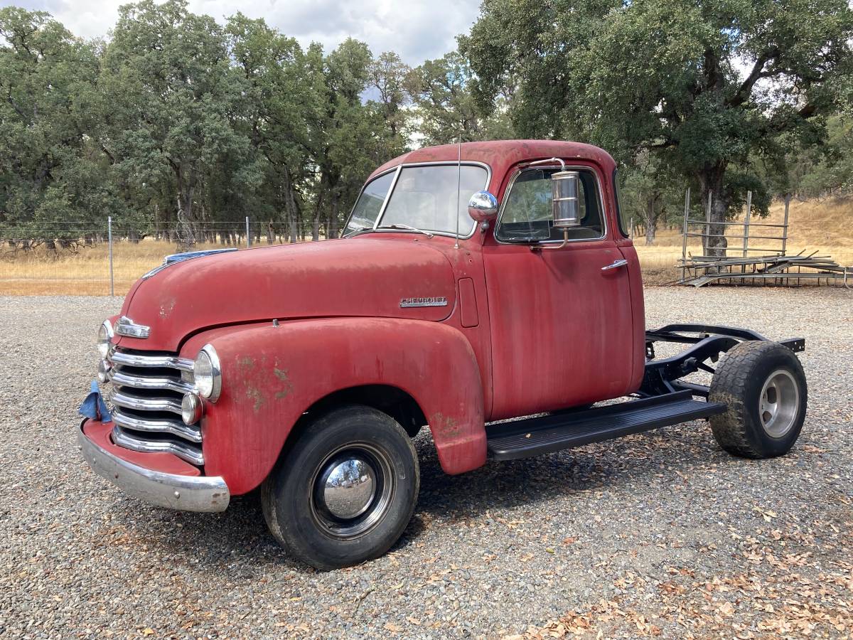Chevrolet-thriftmaster-1948-red-1